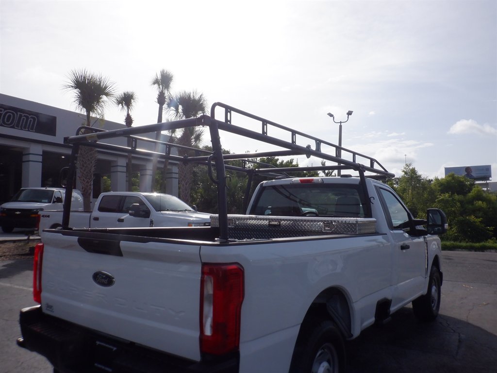 2024 Ford F250sd Long BED With Rack photo