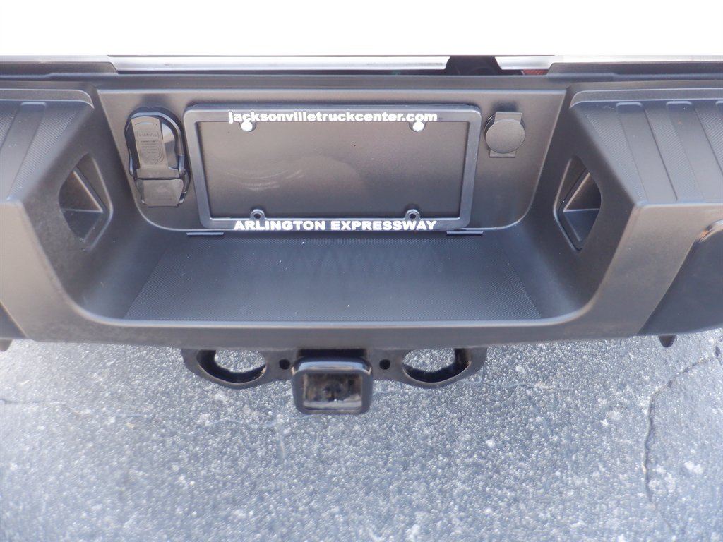 2024 Ford F250sd Long BED With Rack photo