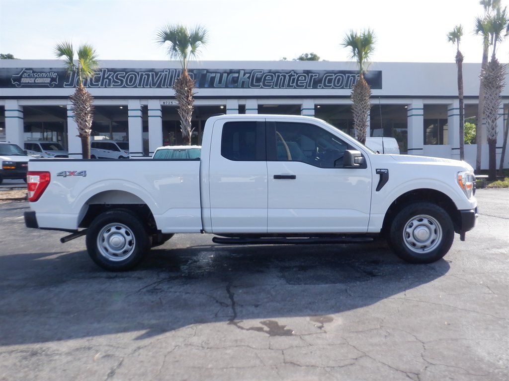 2022 Ford F150 XL 4x4 With TOW PKG photo