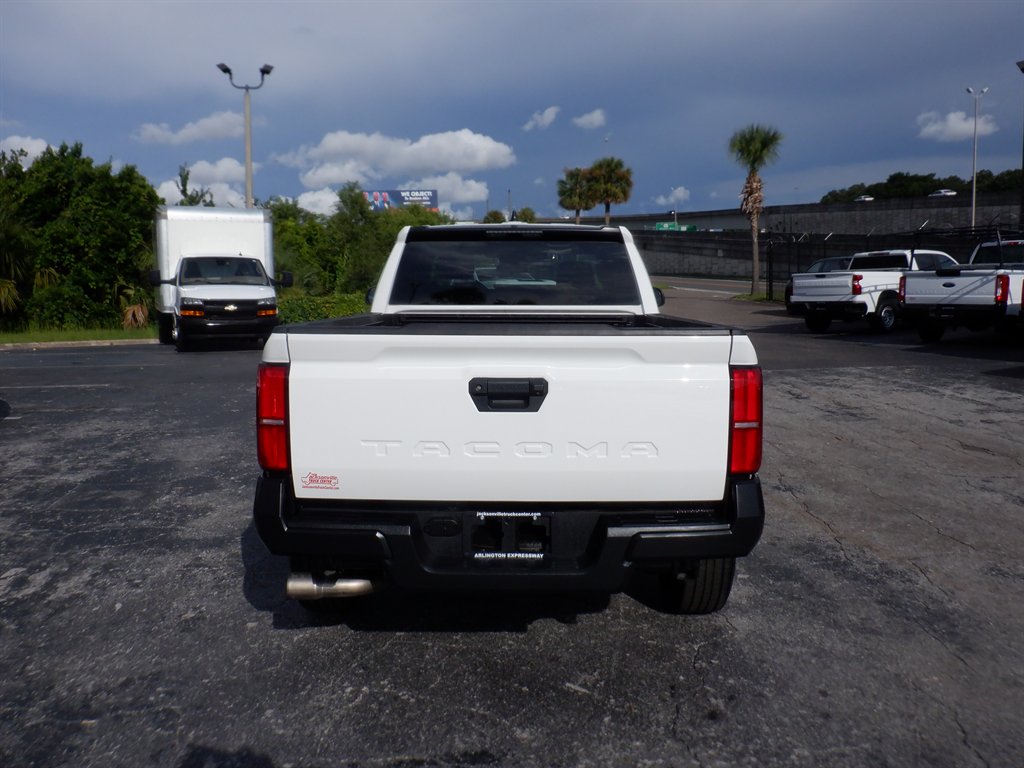 2024 Toyota Tacoma SR photo 4