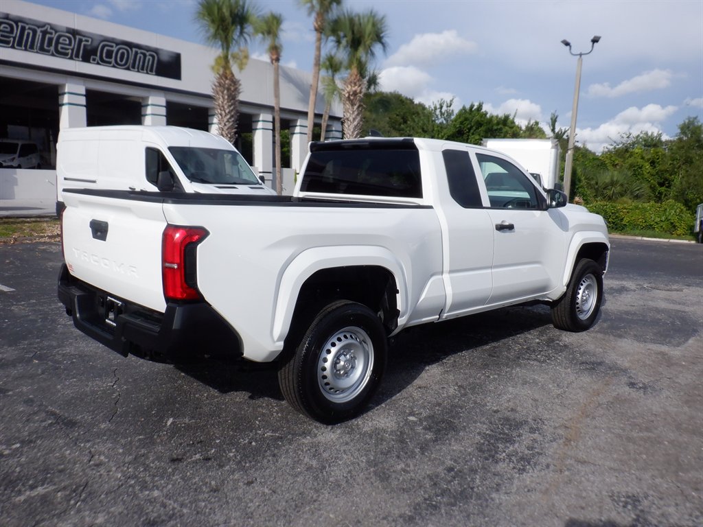 2024 Toyota Tacoma SR photo 6