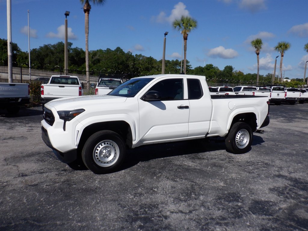 2024 Toyota Tacoma SR photo 2