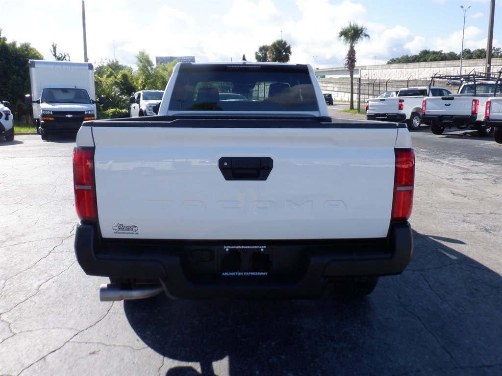 2024 Toyota Tacoma SR photo 4