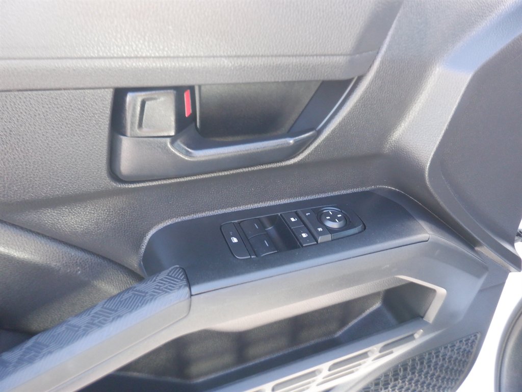 2024 Toyota Tacoma SR photo 9