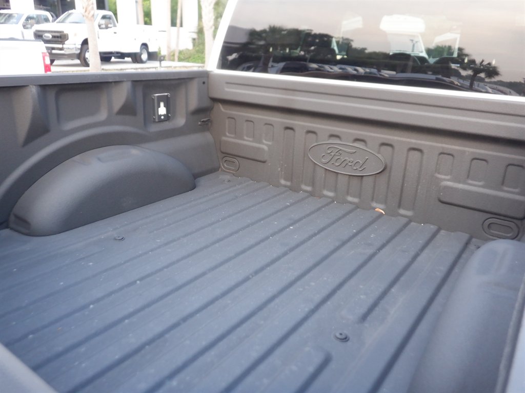 2023 Ford F-150 - $38,995