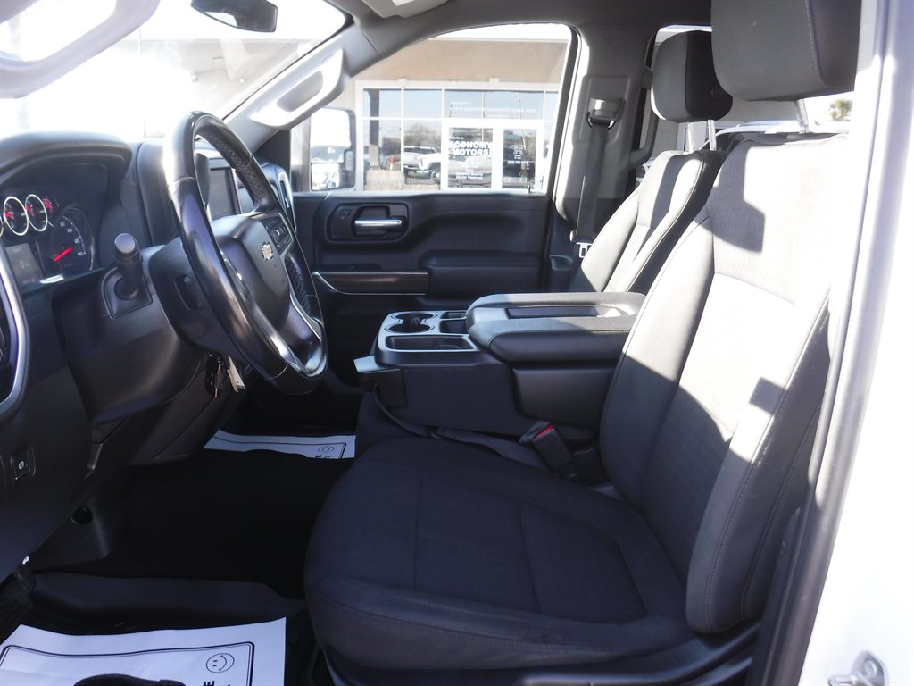 2023 Chevrolet Silverado Hd - $46,398