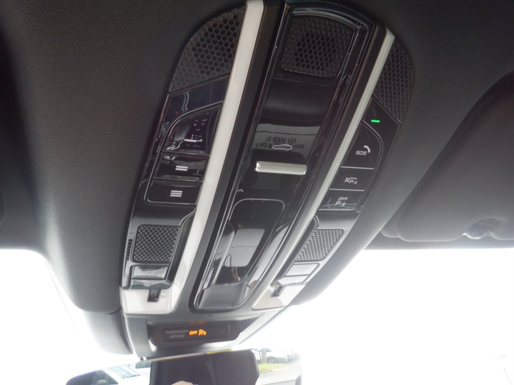 2023 Porsche Cayenne - $55,995