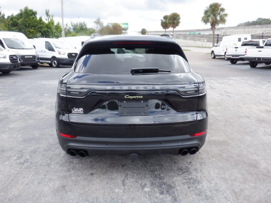 2023 Porsche Cayenne - $55,995