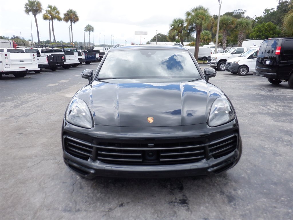 2023 Porsche Cayenne - $55,995