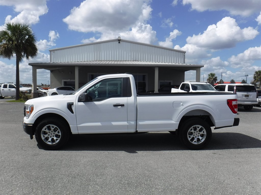 2022 Ford F-150 - $24,995