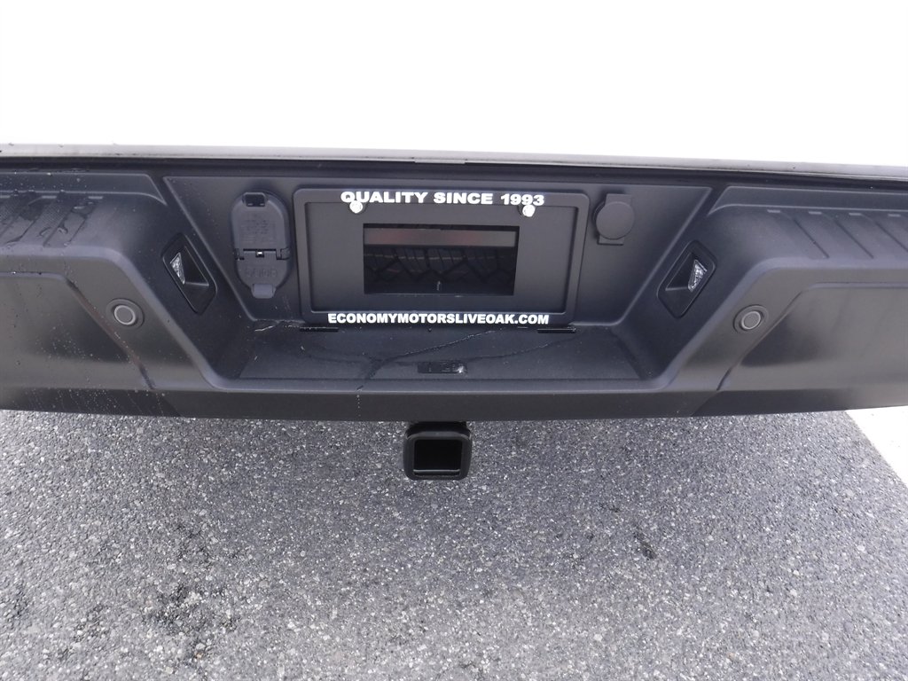 2022 Ford F-150 - $24,995
