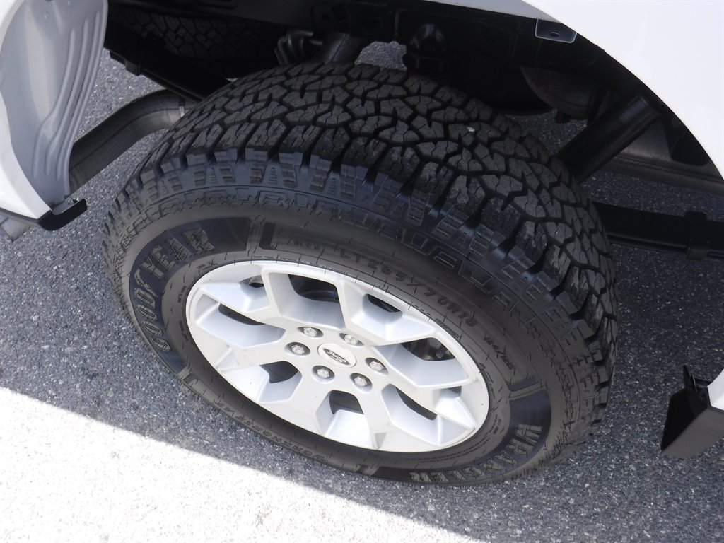 2022 Ford F-150 - $24,995