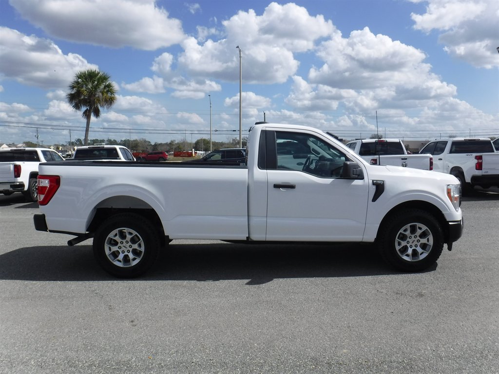 2022 Ford F-150 - $24,995