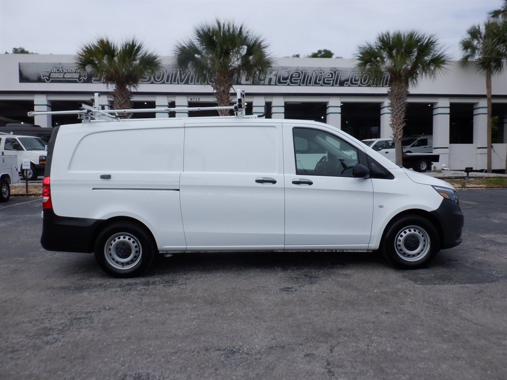 White 2023 Mercedes-Benz Metris Passenger RWD Van Rear-Wheel Drive Automatic