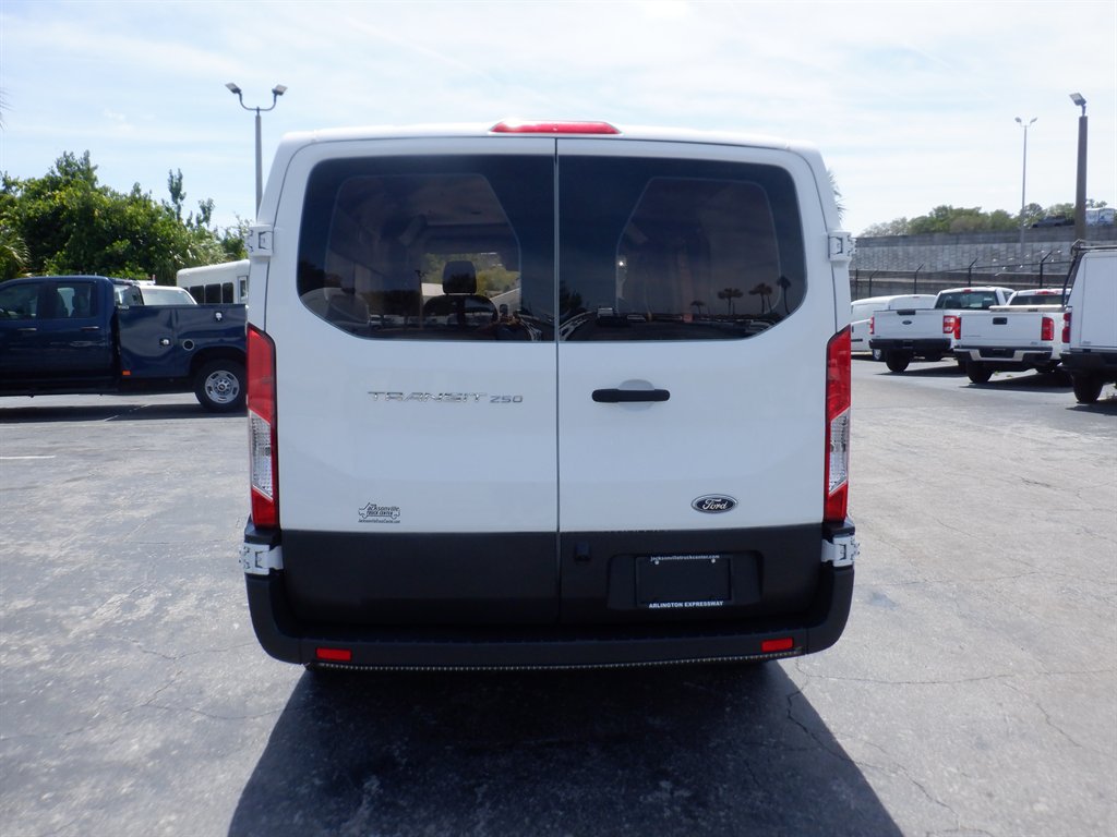 2017 Ford T250 Vans - $8,799