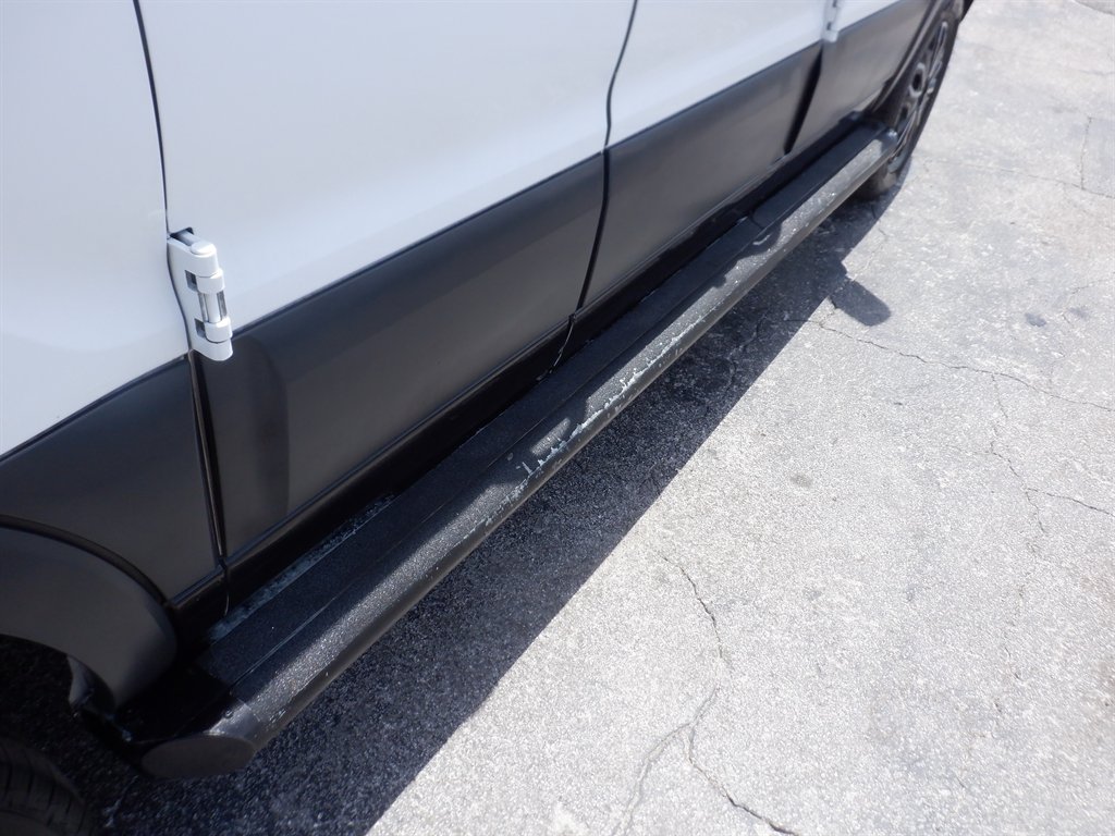 2017 Ford T250 Vans - $8,799