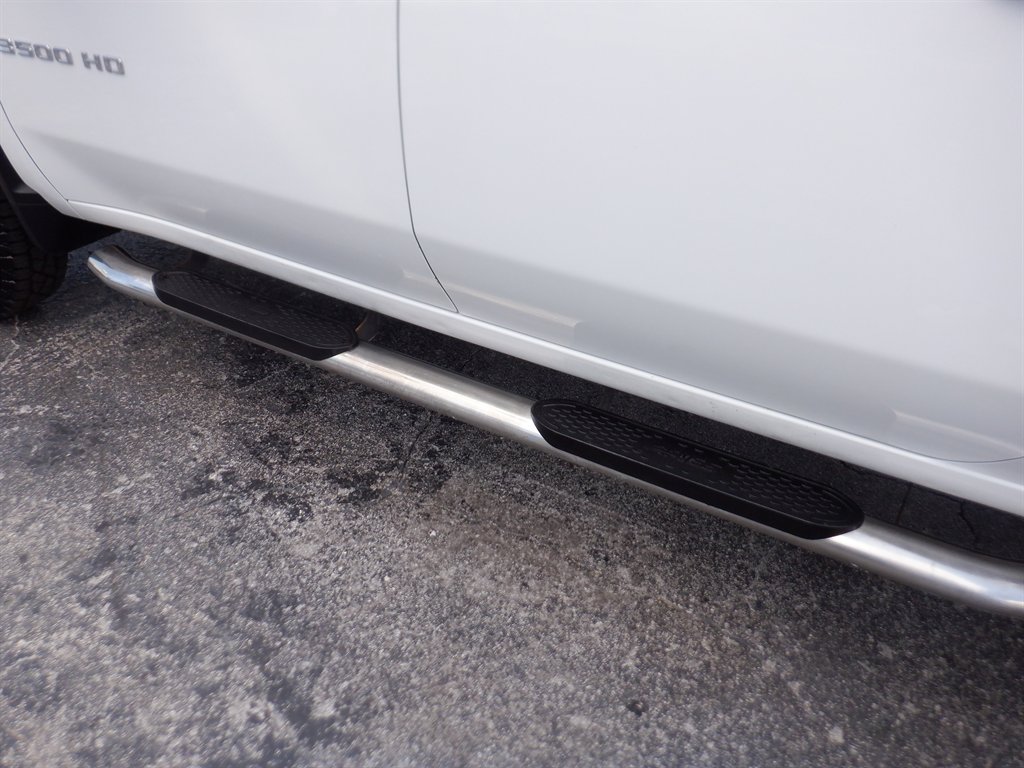 2023 Chevrolet Silverado Hd - $33,995