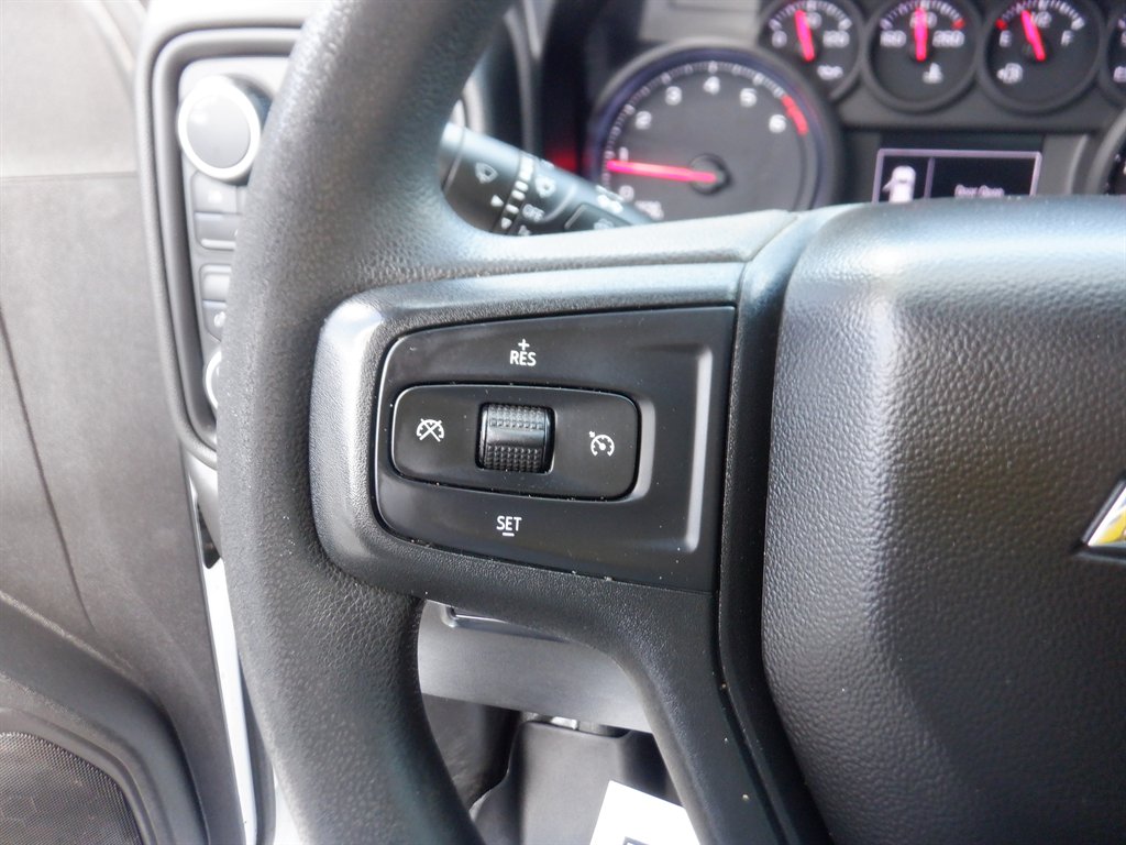 2023 Chevrolet Silverado Hd - $33,995