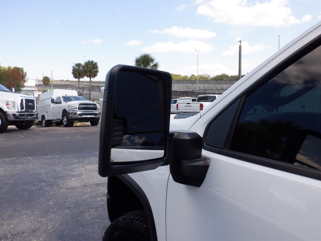 2023 Chevrolet Silverado Hd - $33,995