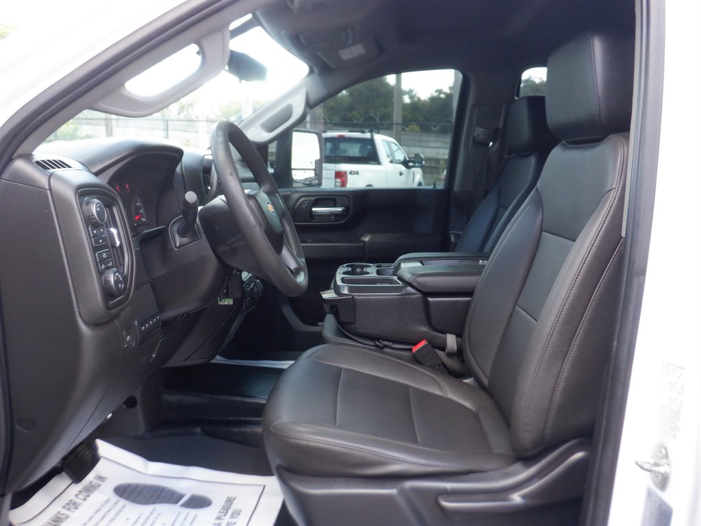 2023 Chevrolet Silverado Hd - $33,995