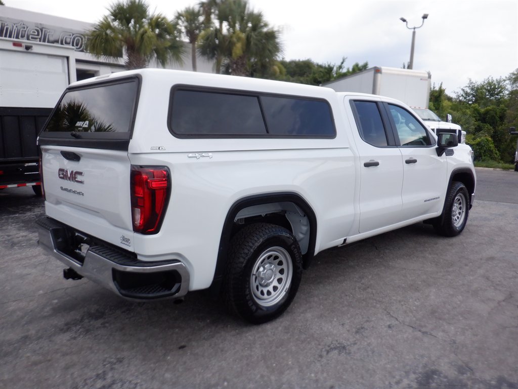 2023 GMC Sierra - $32,995