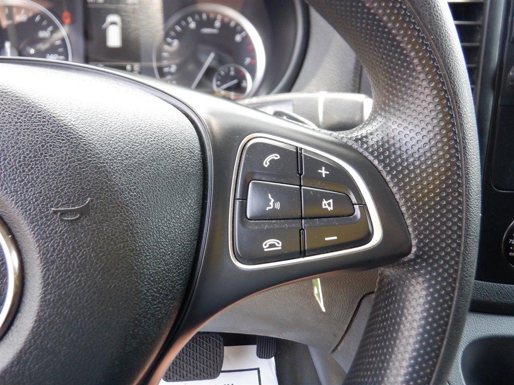 2023 Mercedes-Benz Metris - $29,995