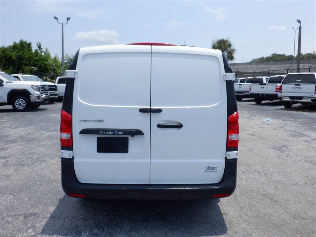2023 Mercedes-Benz Metris - $29,995