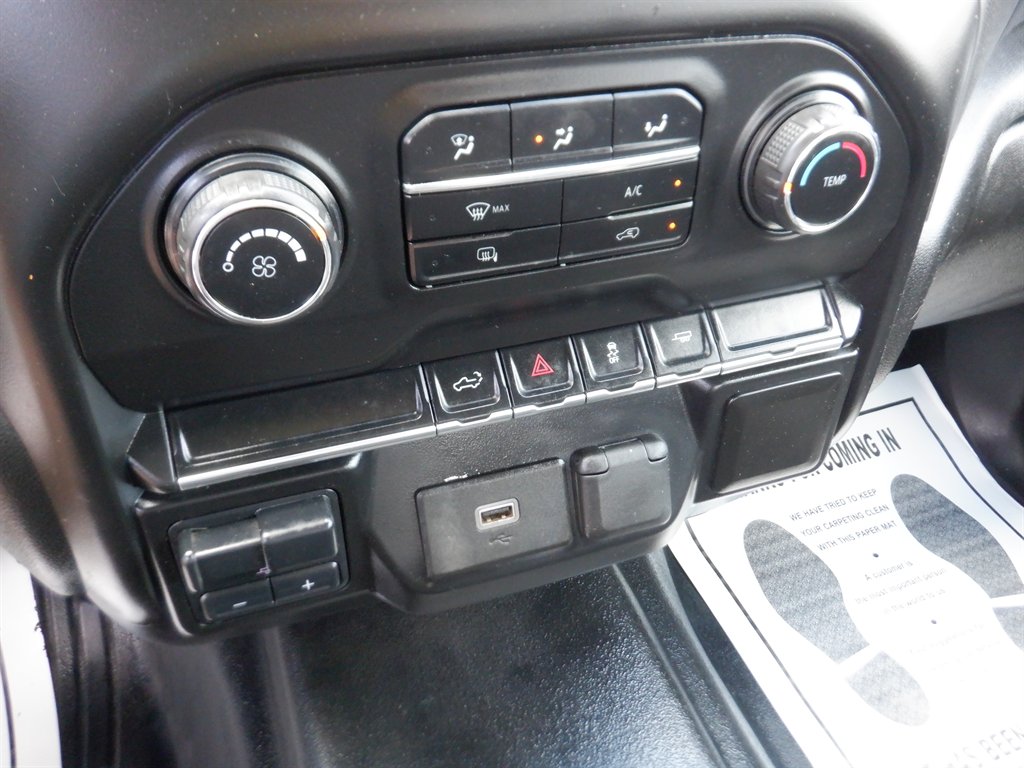 2020 Chevrolet Silverado - $33,599
