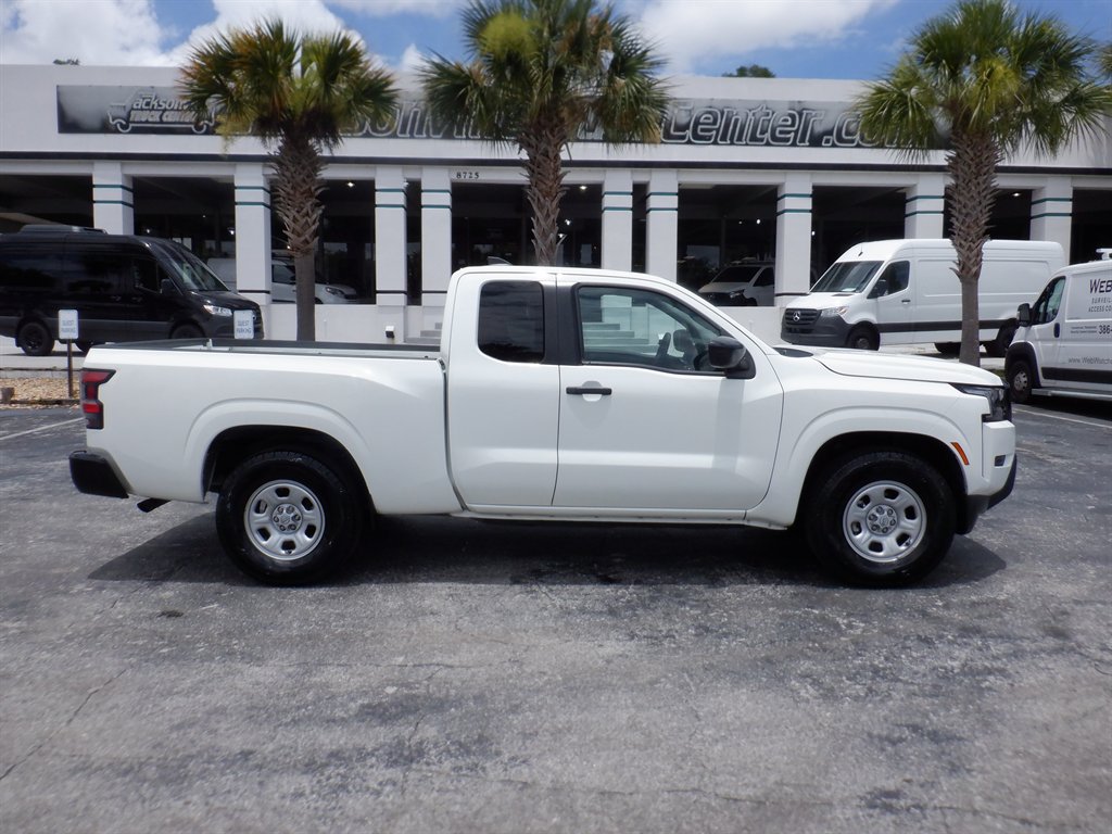 Glacier White 2024 Nissan Frontier S King Cab RWD Pickup Truck 4X2 Automatic