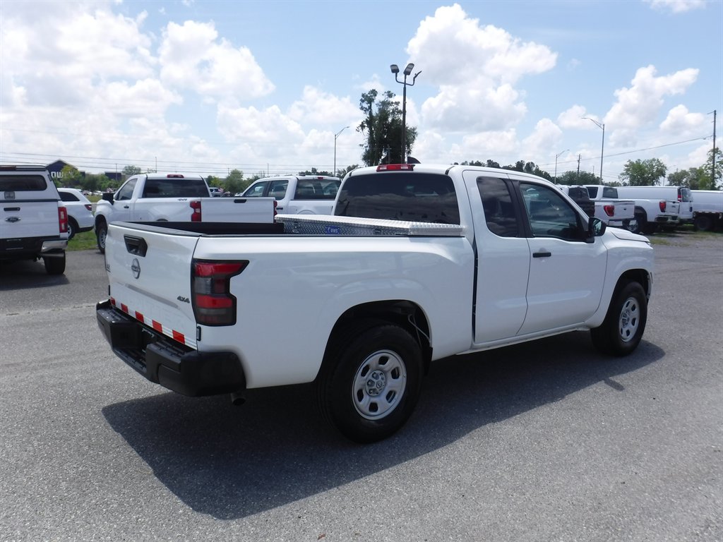 2024 Nissan Frontier - $26,995
