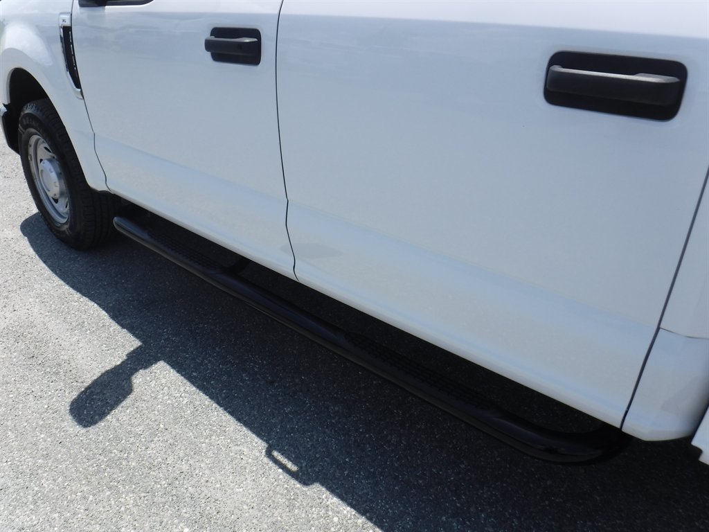 2021 Ford F-250 - $31,995