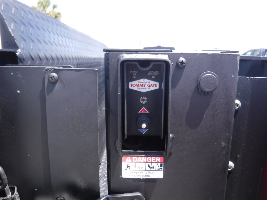 2021 Ford F-250 - $31,995
