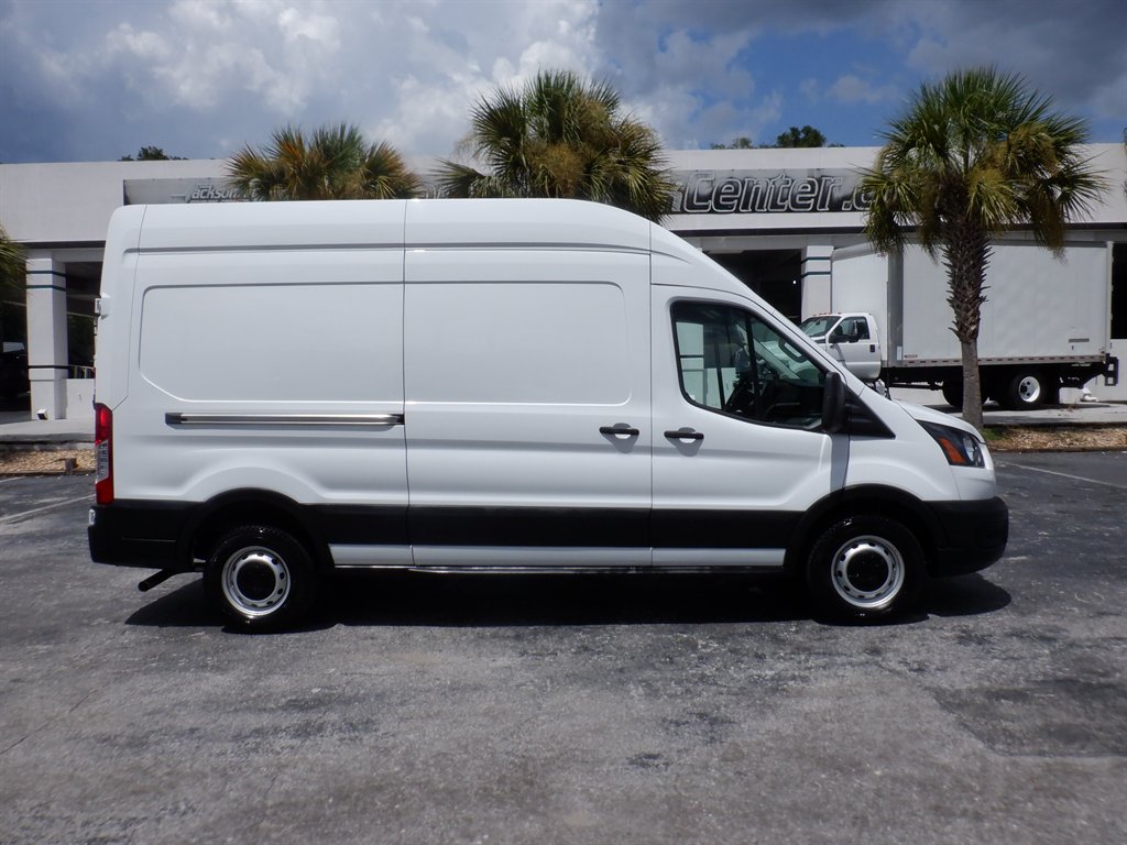 2023 Ford Transit - $36,995