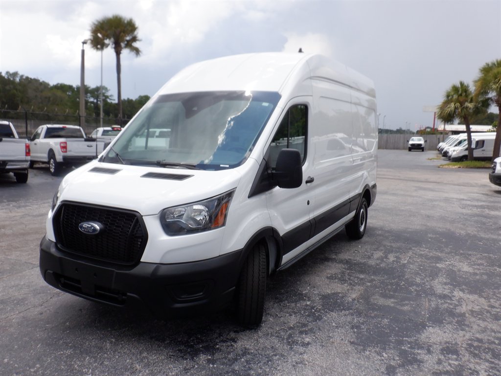 2023 Ford Transit - $36,995