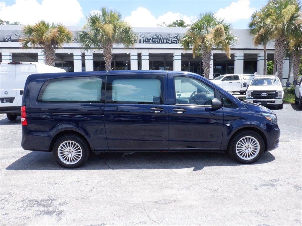 2022 Mercedes-Benz Metris - $31,995