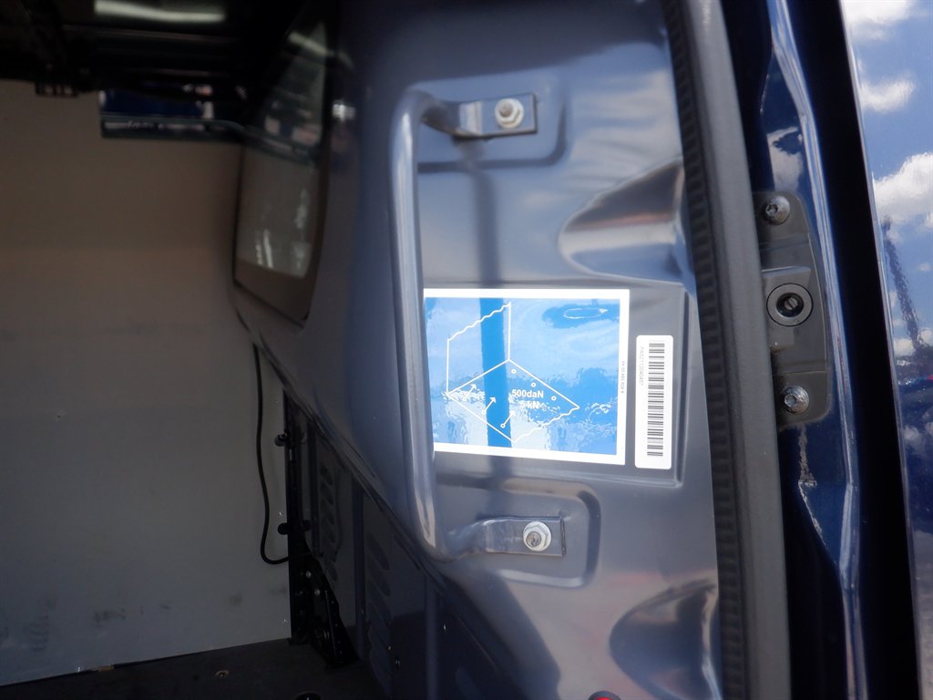 2022 Mercedes-Benz Metris - $31,995