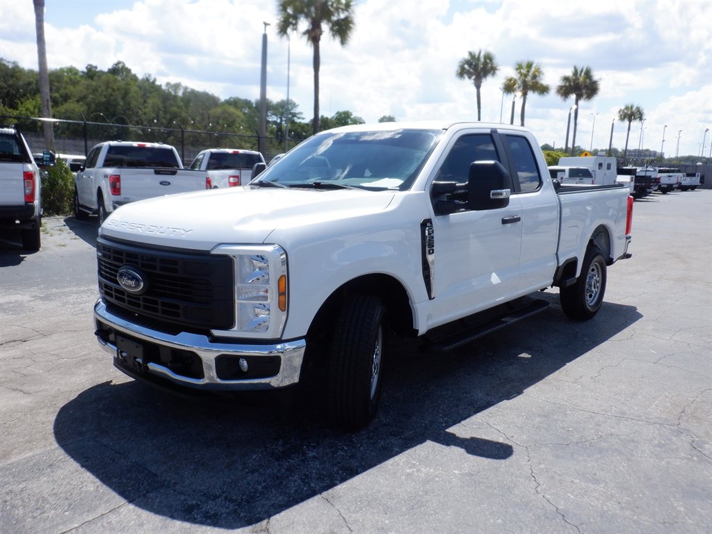 2024 Ford F-250 - $39,995