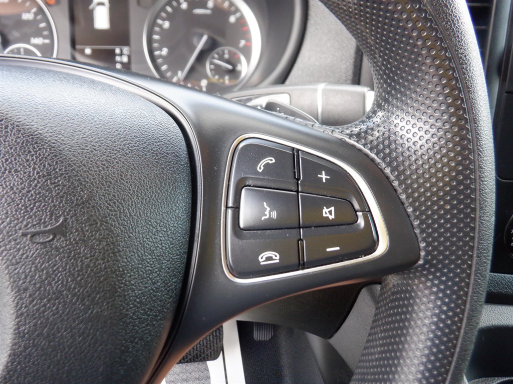 2023 Mercedes-Benz Metris - $33,995