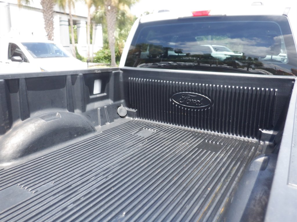 2022 Ford F-150 - $23,995