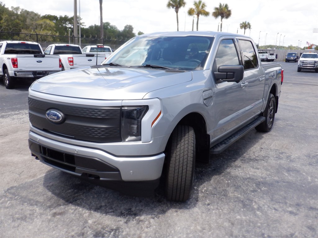 2023 Ford F-150 - $40,995