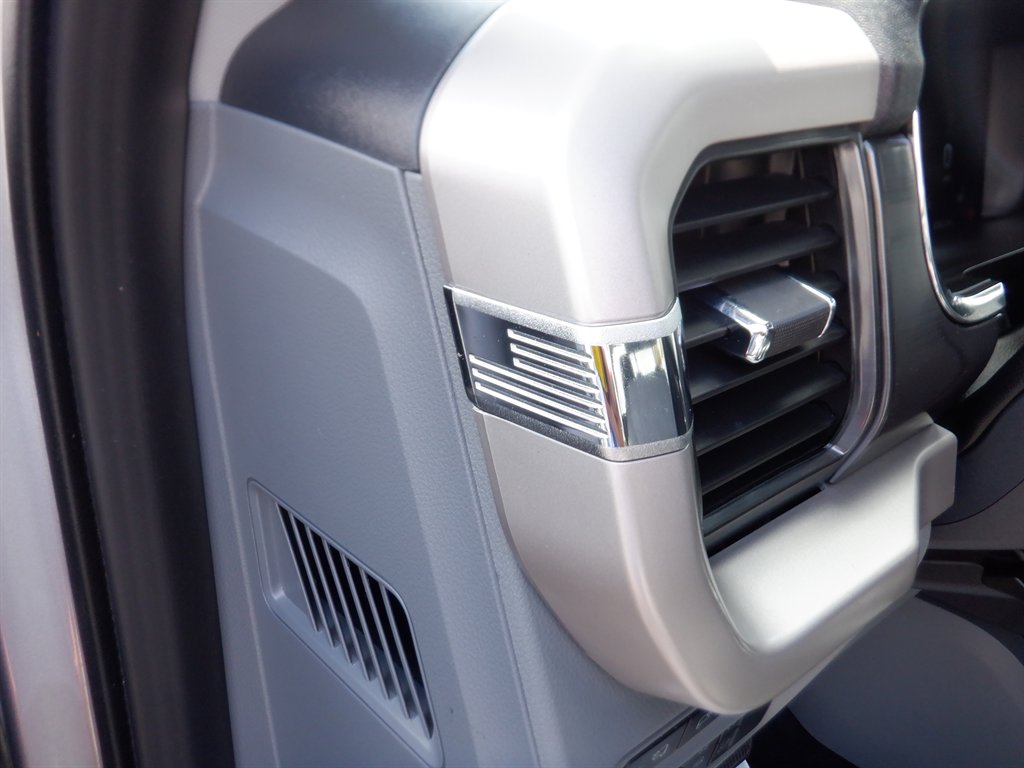 2023 Ford F-150 - $40,995
