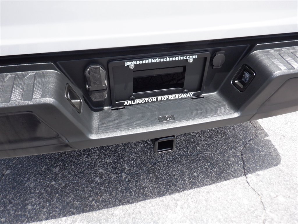 2022 Ford F-150 - $33,995