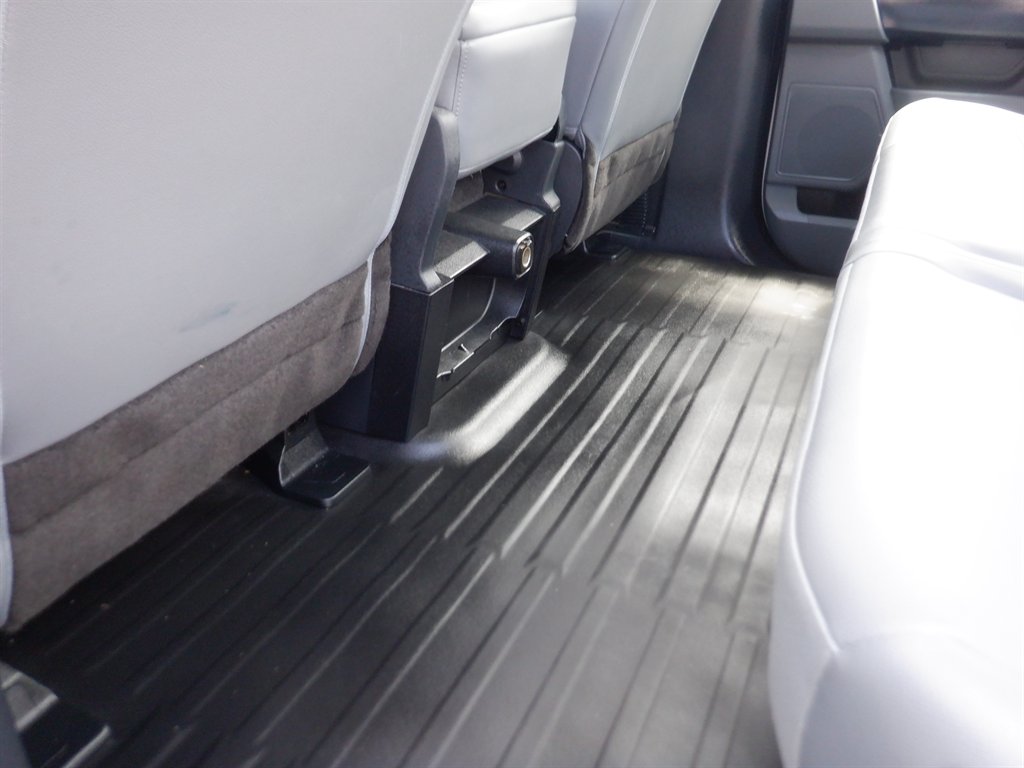 2022 Ford F-150 - $33,995