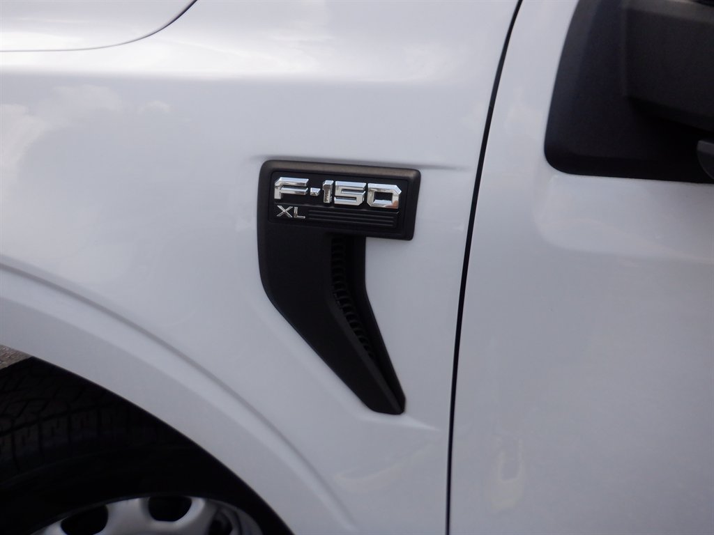 2022 Ford F-150 - $33,995
