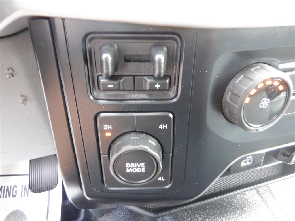 2022 Ford F-150 - $33,995
