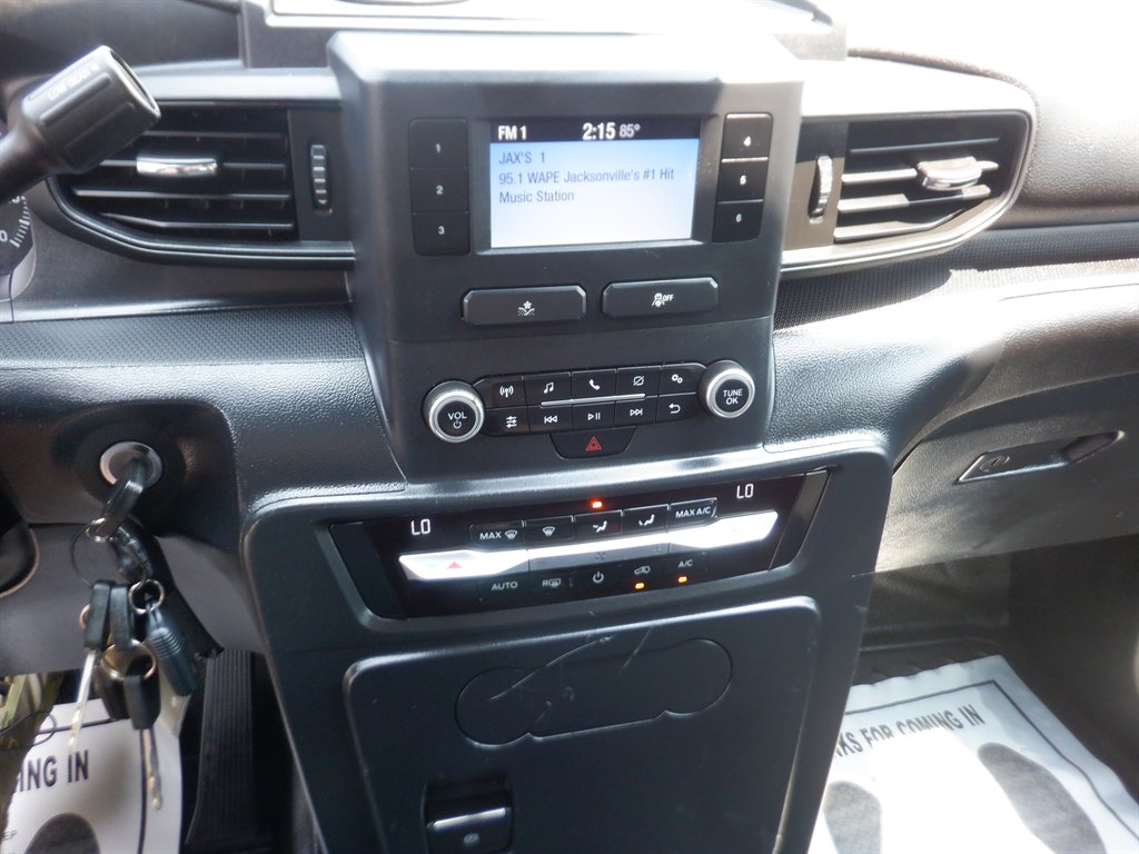 2022 Ford Explorer - $18,995