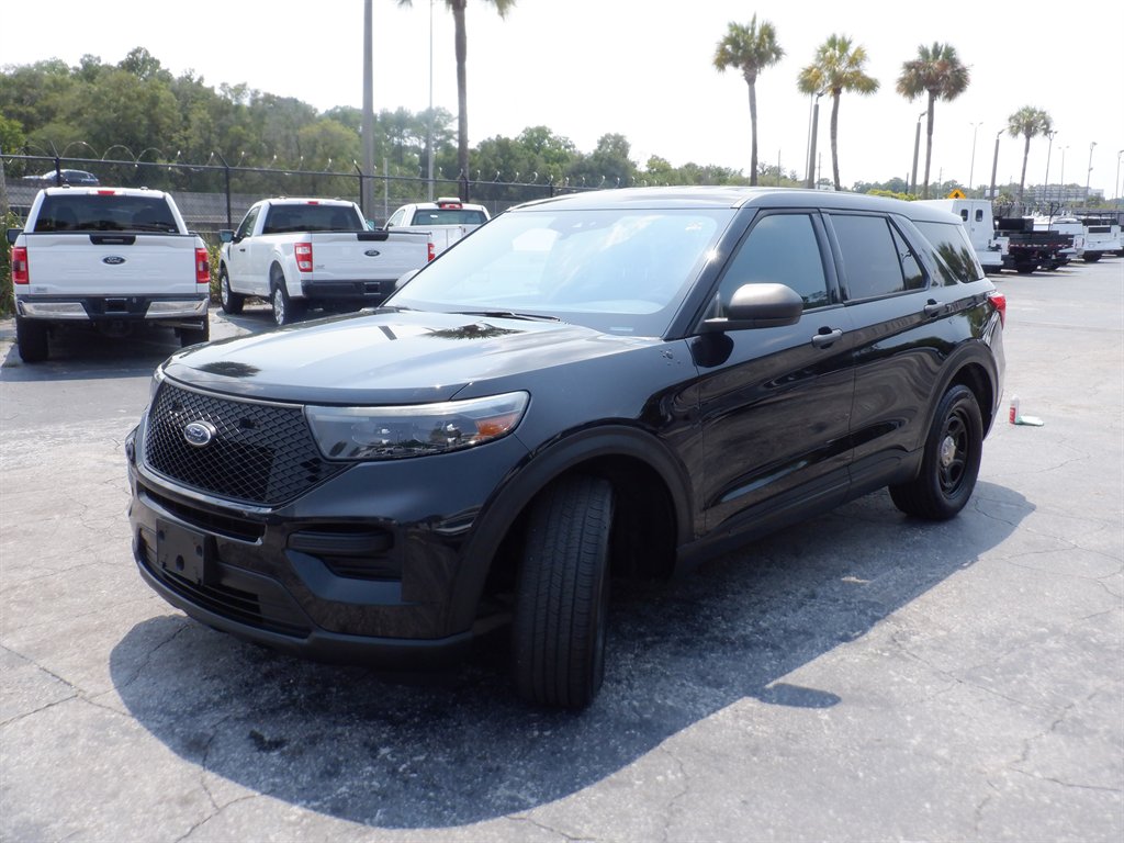 2022 Ford Explorer - $18,995