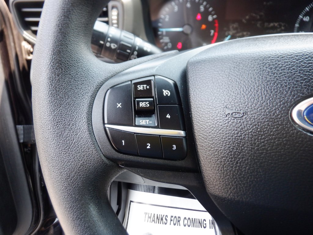 2022 Ford Explorer - $18,995