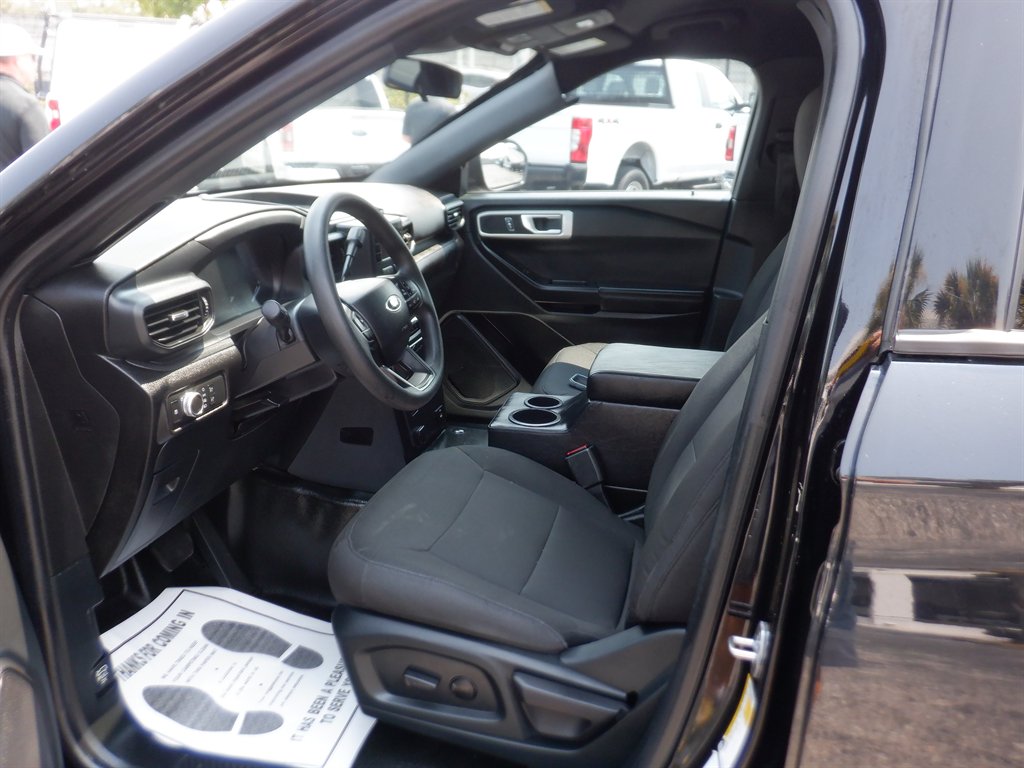2022 Ford Explorer - $18,995