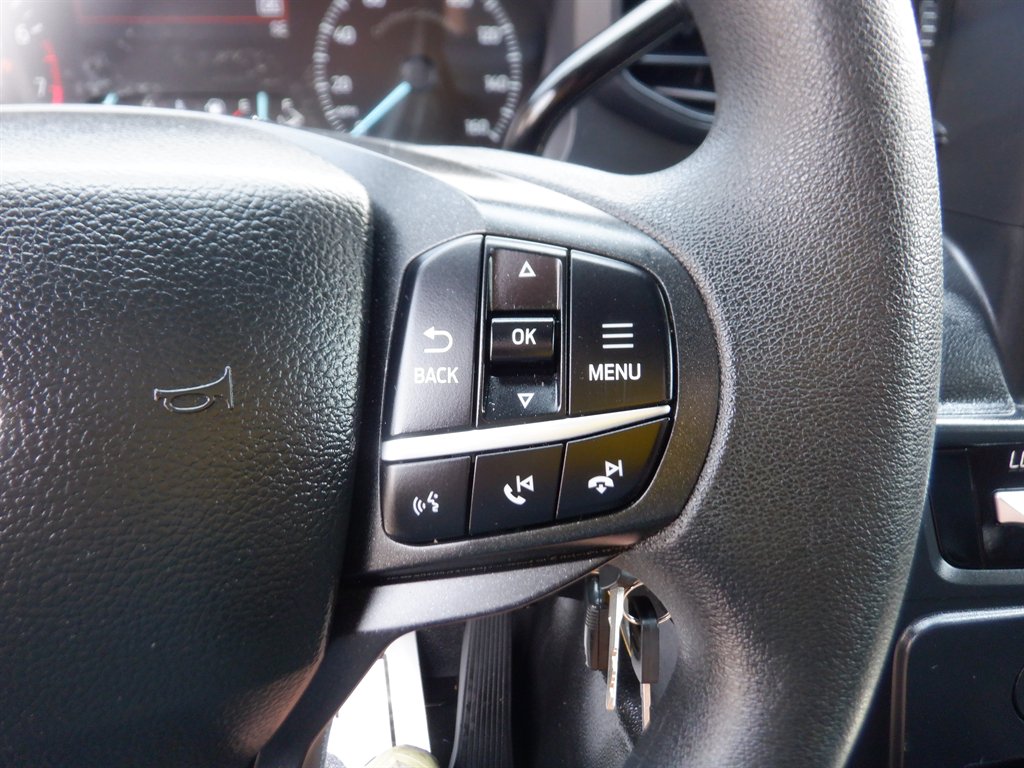2022 Ford Explorer - $18,995